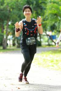 BIB: 0430
                            <button type="button" onclick="openModal(5012963)" class="btn btn-primary btn-sm float-right btn-popup" data-toggle="modal" data-target=".modal-high-quality">
                        <i class="fas fa-shopping-cart"></i> Add to Cart
                    </button>
                                            <button type="button" onclick="isThisMe(5012963, true)" class="btn btn-success btn-sm float-right btn-popup btn-isme hidden" data-toggle="tooltip" data-placement="bottom" title="นี่คือรูปของคุณใช่ไหม คลิกที่นี่เพื่อเอาเข้าอัลบั้ม">
                        <i class="fas fa-plus"></i> Add to album
                    </button>
                    <button type="button" onclick="isThisMe(5012963, false)" class="btn btn-warning btn-sm float-right btn-popup btn-isnotme hidden">
                        <i class="fas fa-ban"></i> Remove from album
                    </button>